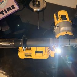 DEWALT NEW SET WITH BAG 