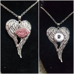 Large heart with wings necklace with snap button of your choice