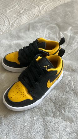 Nike yordan size 11.5 de niño