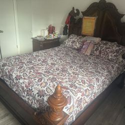 Queen Size Bed For Sale