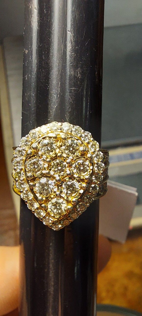 10K Diamond Ring