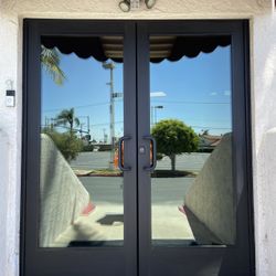 New Commercial Doors