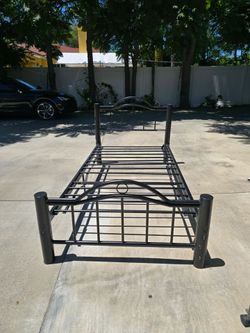 Black twin metal bed frame