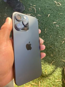 iPhone 16 pro Max color black