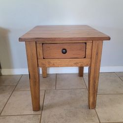 Broyhill Attic Heirlooms End Table