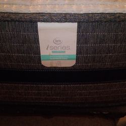 SERTA (ISERIES) Hybrid FIRM MATTRESS (W/ Box Spring & Adjustable Bed Frame)