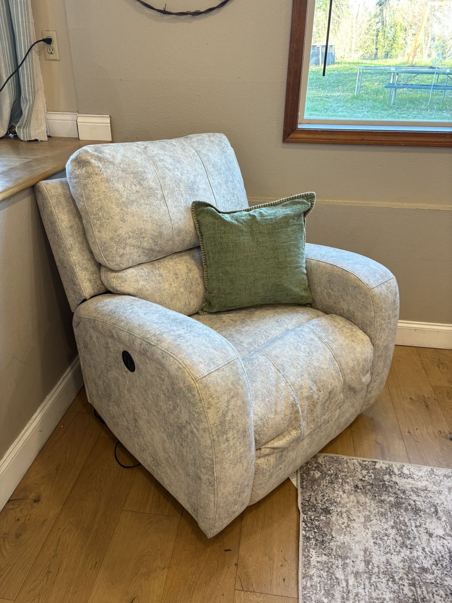 Electric Recliner Chair 