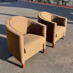 Coalesse Steelcase Set Of 2 Accent Lounge Barrel Club Armchairs 