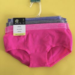 Girls Underwear, Medium for Sale in Warren, MI - OfferUp