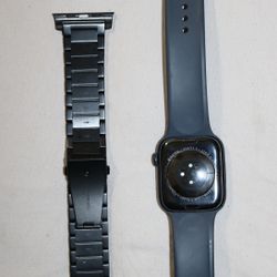 Apple Watch Series 9 45mm GPS + LTE – Excellent Condition + Extra Band