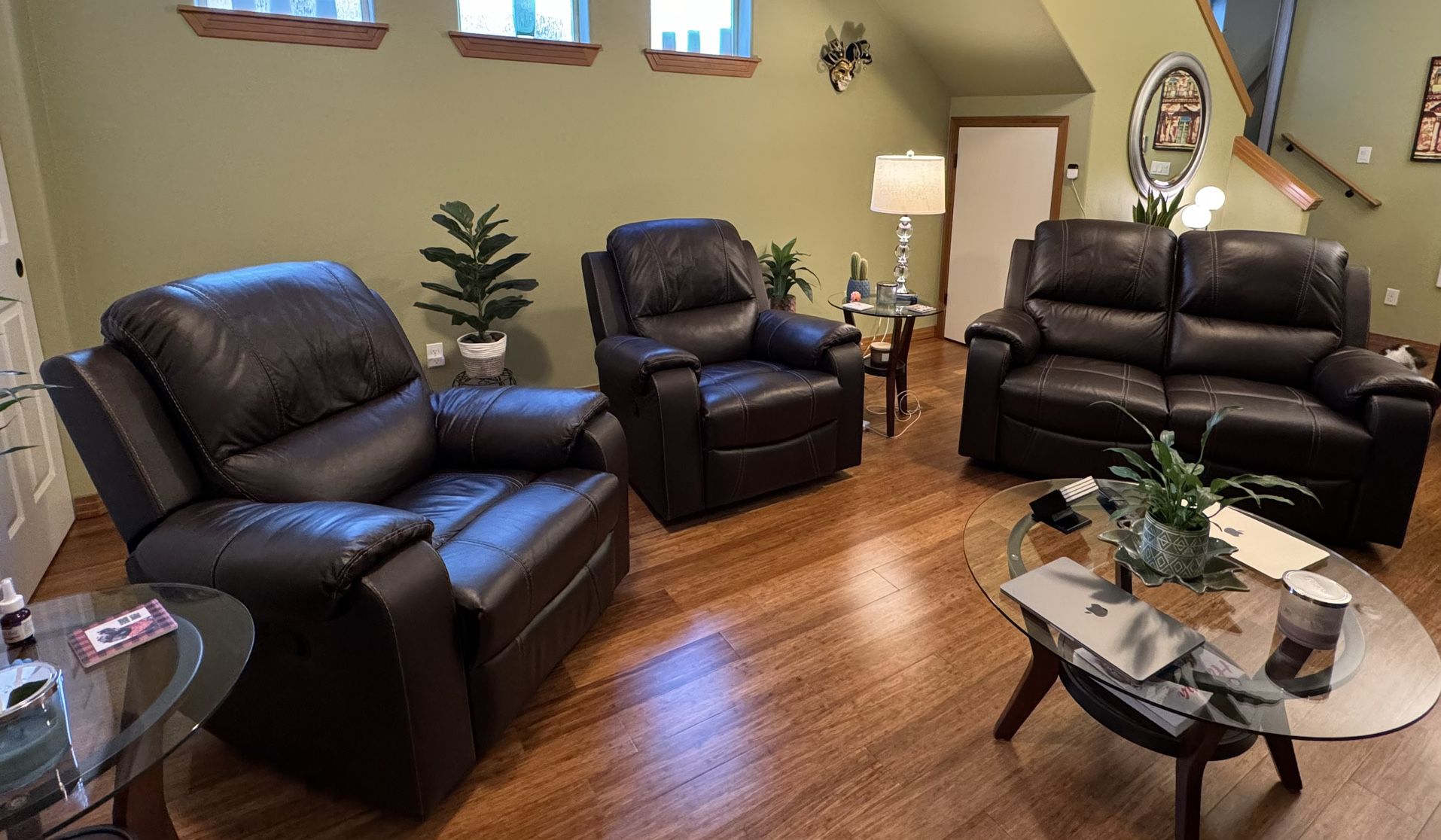 $450 — Brown  Recliner Loveseat and Two Chairs 