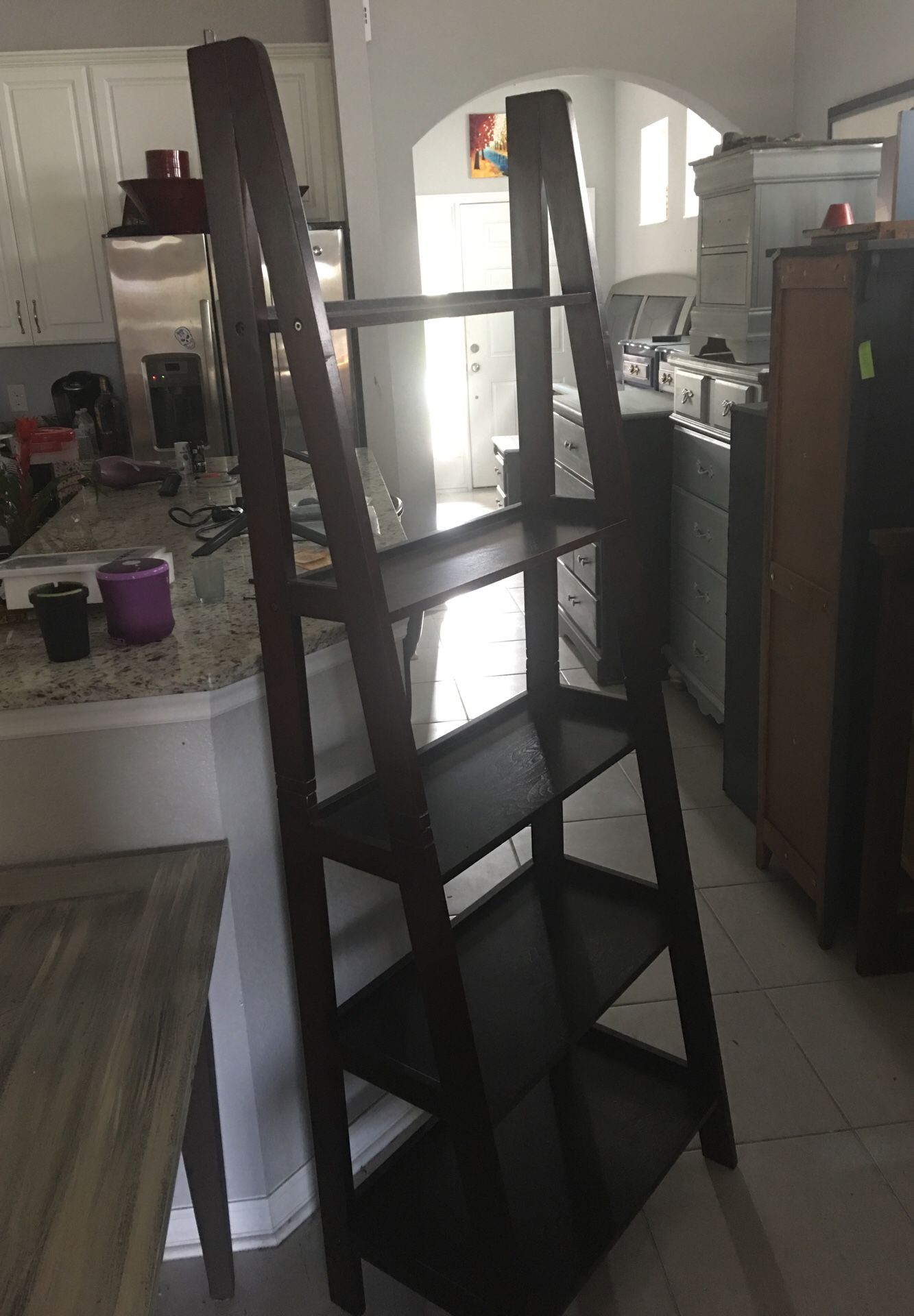 2 ladder shelves