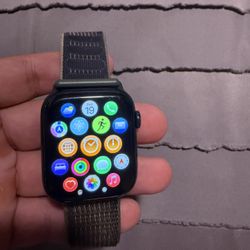 Apple Watch Series 8