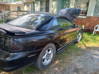 1998 Ford mustang v6 black