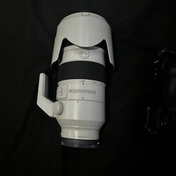 Sony 70-200mm f/2.8 GM OSS Lens – Excellent Condition!