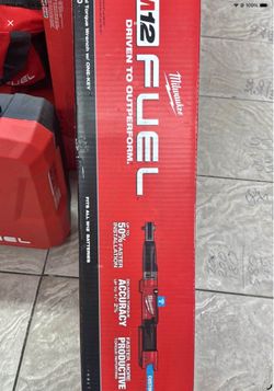 Milwaukee m12 fuel 3/8 digital torque wrench tool only