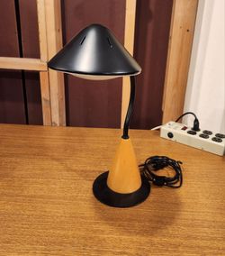 Vintage 1980s American Lighting Postmodern Halogen Desk Lamp