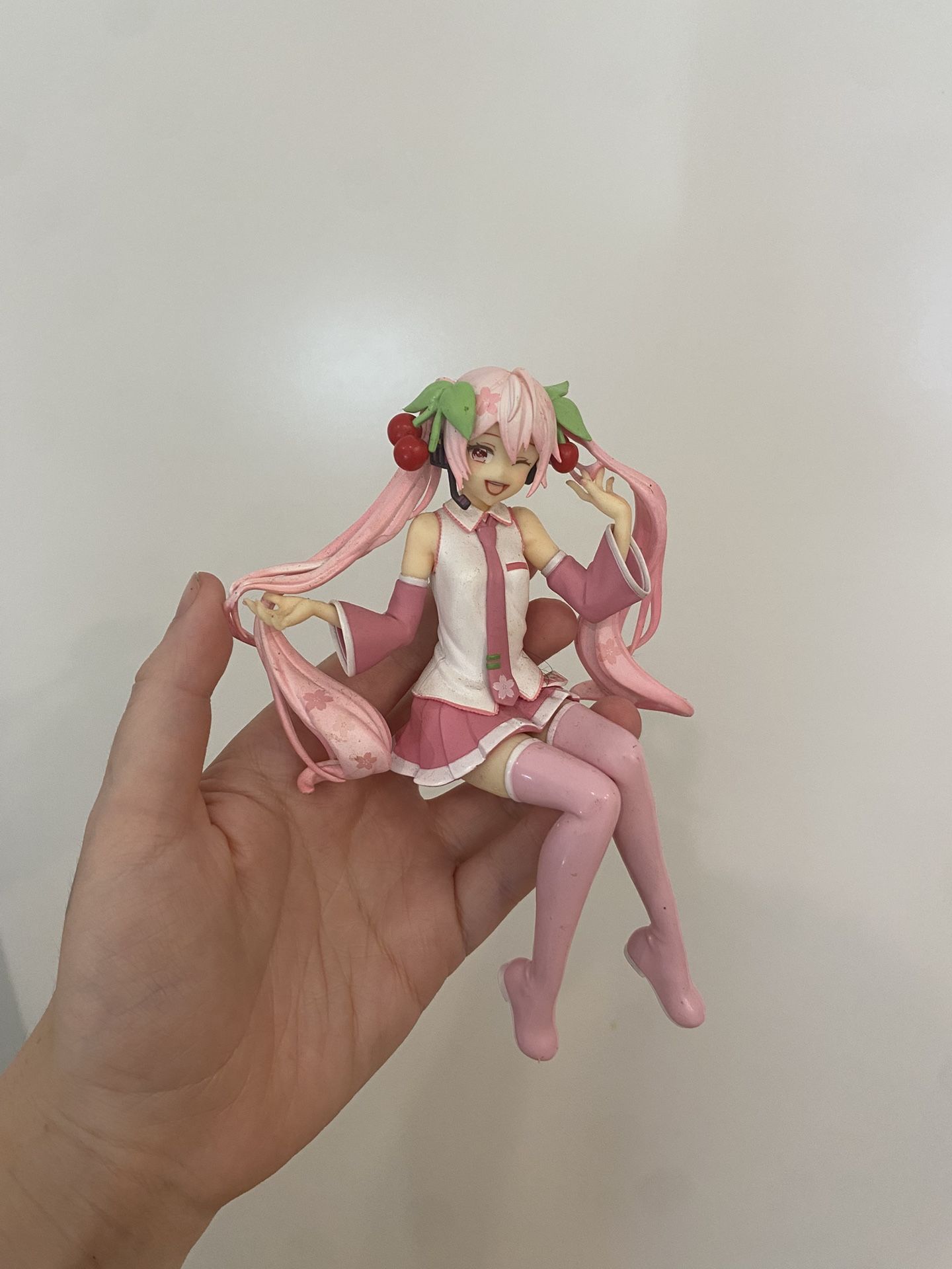 Sakura Mike Figure