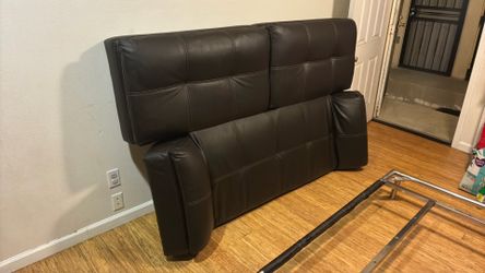 Moving out sale