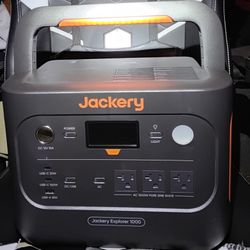 Jackery Explorer 1000 