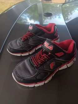 Kids size 13,   15$