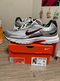 Size 13 - Nike Initiator Men’s Low Top Athletic Sneaker Metallic Silver/Red