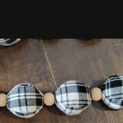 Christmas Garland Buffalo Plaid