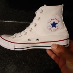 Converse womens 7 Great Condition 