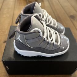 Jordan 11 Retro Cool Grey Kids Size 5C