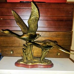Brass Swan figures