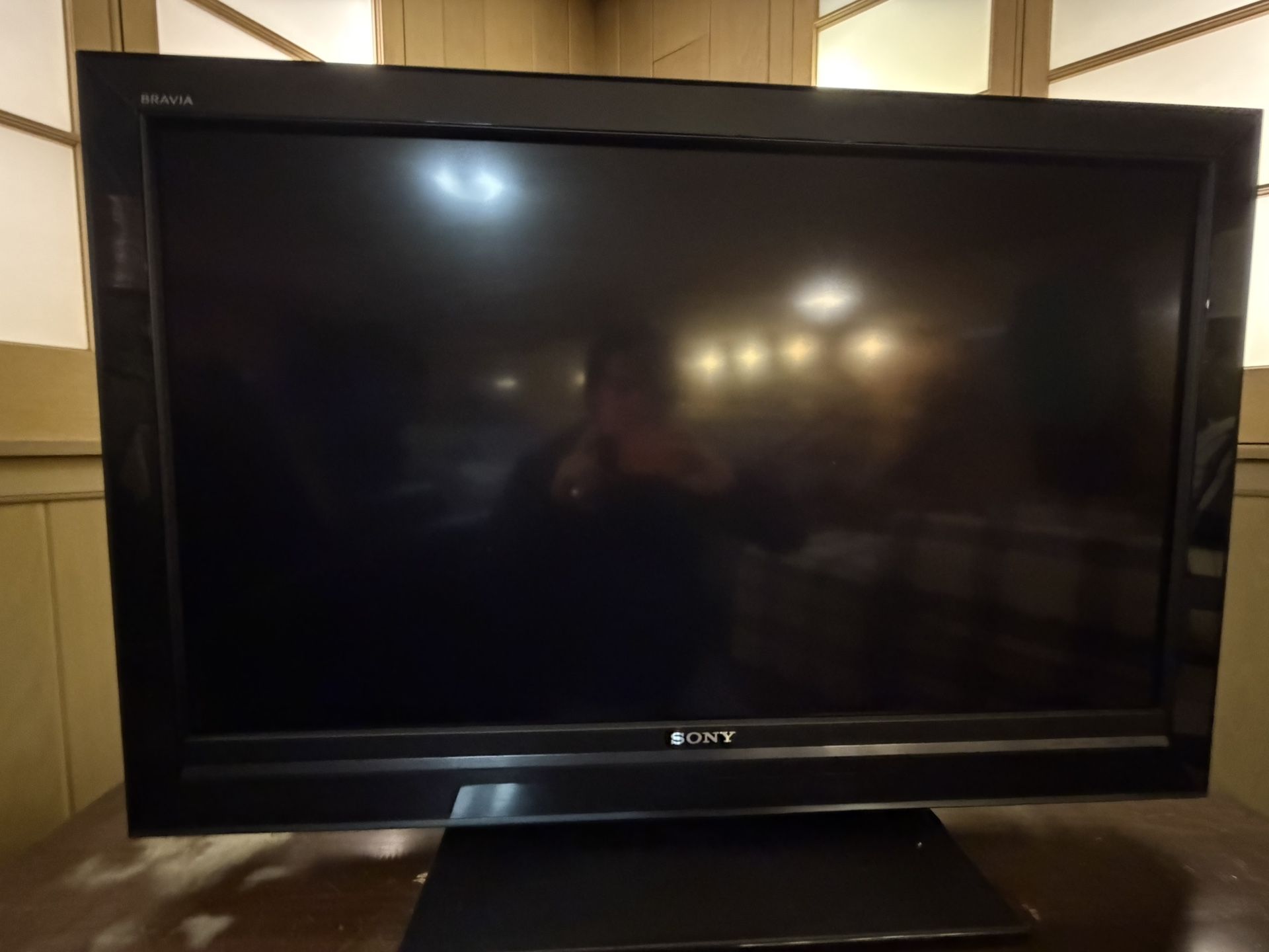 Sony Bravia KDL-40V4300 40" 1080p HD LCDTV And Samsung DVD-VR375 DVD/VCR