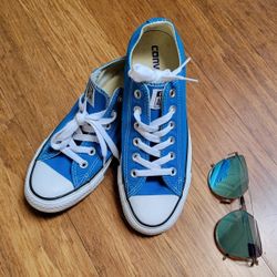 Brand New Converse Chuck Taylor All Star Low Top Sneakers Womens Size 7