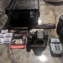 Canon EOS Rebel T7 1500D Kit w/ 2 Lenses 