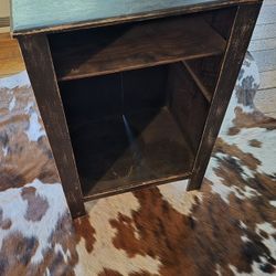 Wooden Country Decor Stand
