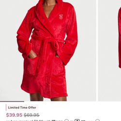 VICTORIA'S SECRET Cozy Plush Robe
