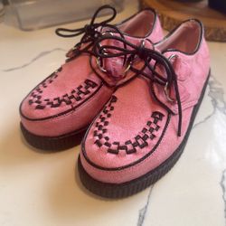 Girls pink Creepers