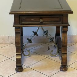 Very Cool Beautiful Side Table 