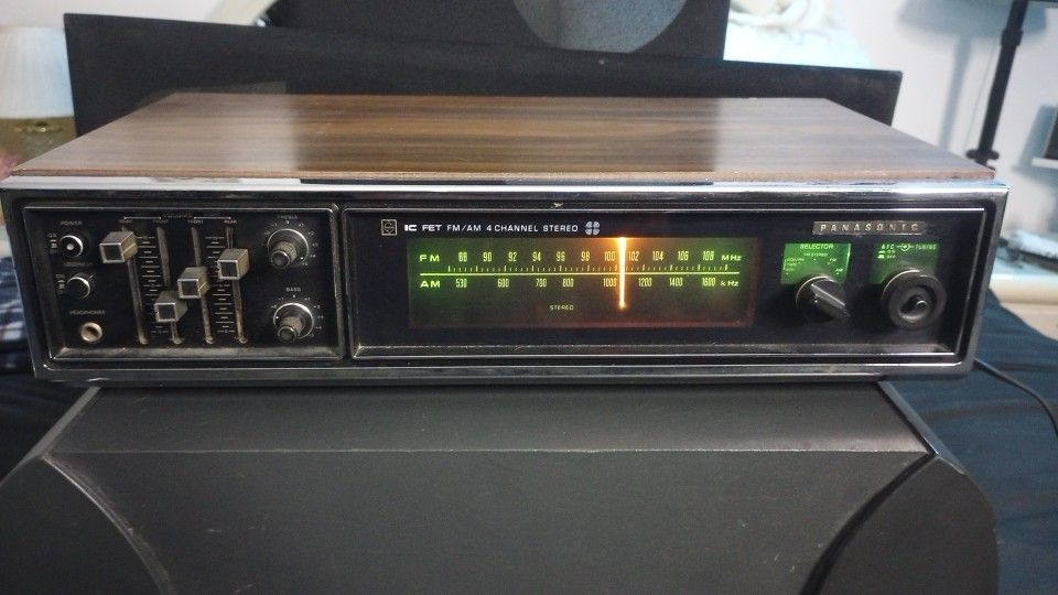Vintage 1970 Panasonic Stereo Receiver