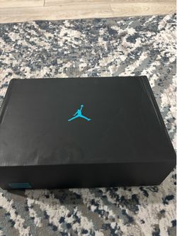Jordan 11 gamma blue size 9