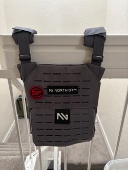North Gym Weighted vest, 2- 5.75lbs plates