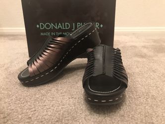 Donald J Pliner shoes