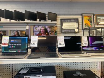 Apple laptops CHANDLER PAWN AND JEWELRY 792 n Arizona ave