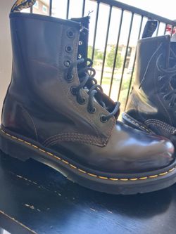 DR.MARTENS ALL BLACK Air Wair