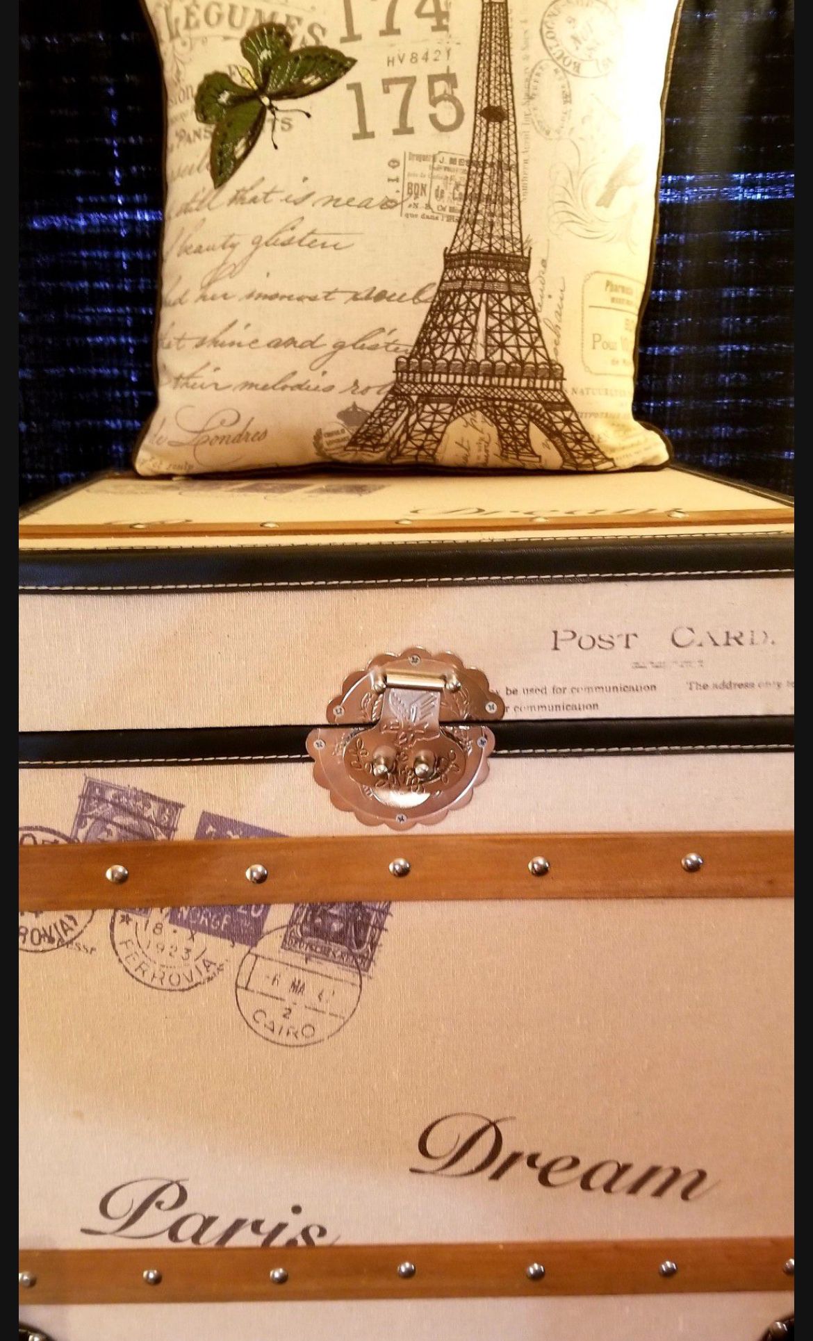 Paris storage box with Paris pillow 