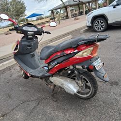 Motor Scooter,  Moped 150cc 