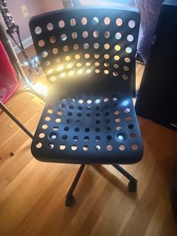 Black Perforated Plastic Task/Office Chair – Swivel, Rolling Base