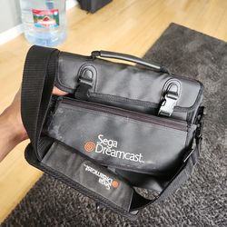 Sega Dreamcast carrying pouch