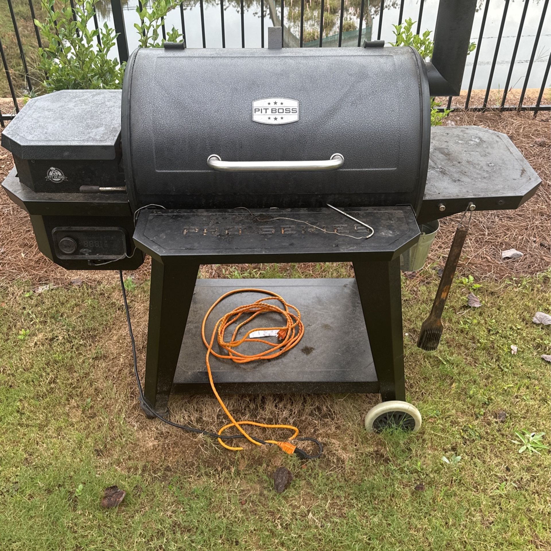 Pit Boss Pro Series 1150 Used Pellet Grill Smoker