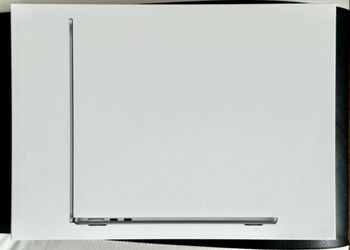 NEW SEALED MacBook Air M5 13” 16GB / 1TB – Silver