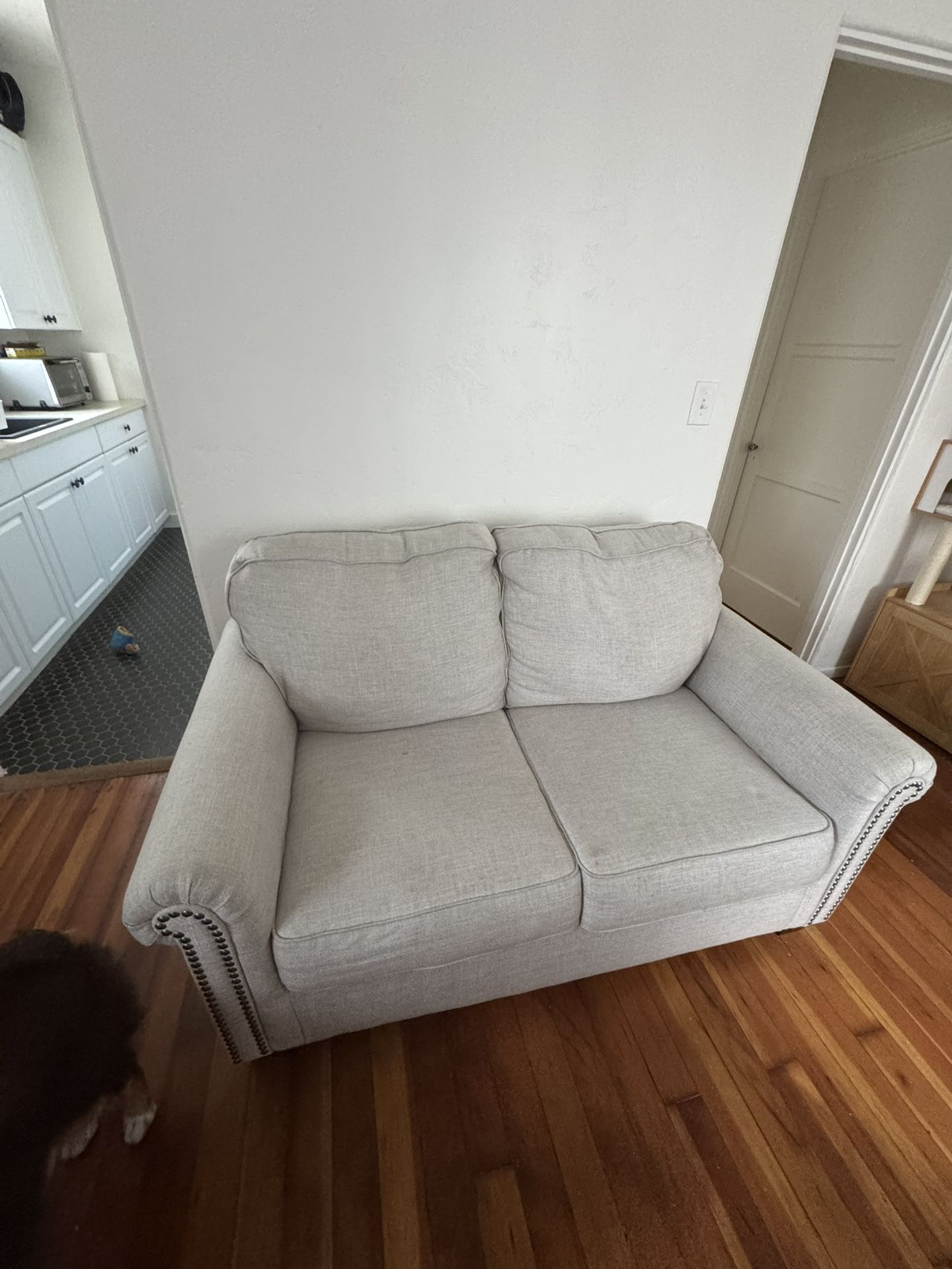 Cozy Light Gray Loveseat – Excellent Condition - OBO